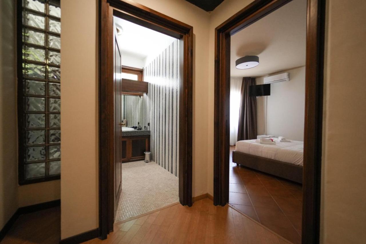 Paradise Suite Латина Екстериор снимка