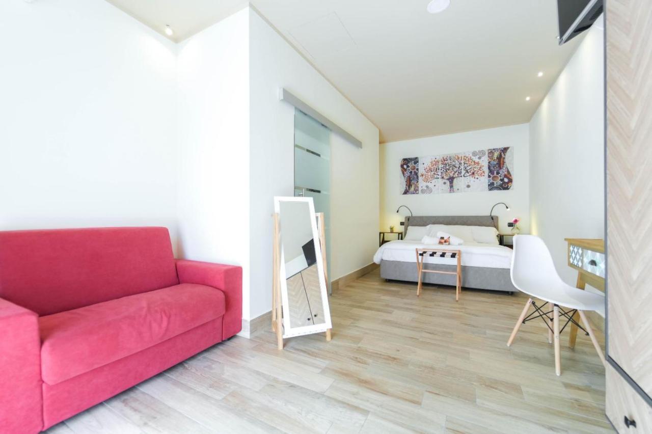 Paradise Suite Латина Екстериор снимка